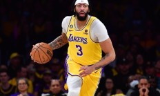 开云APP下载:NBA季前赛：浓眉砍35分 湖人加时逆转太阳